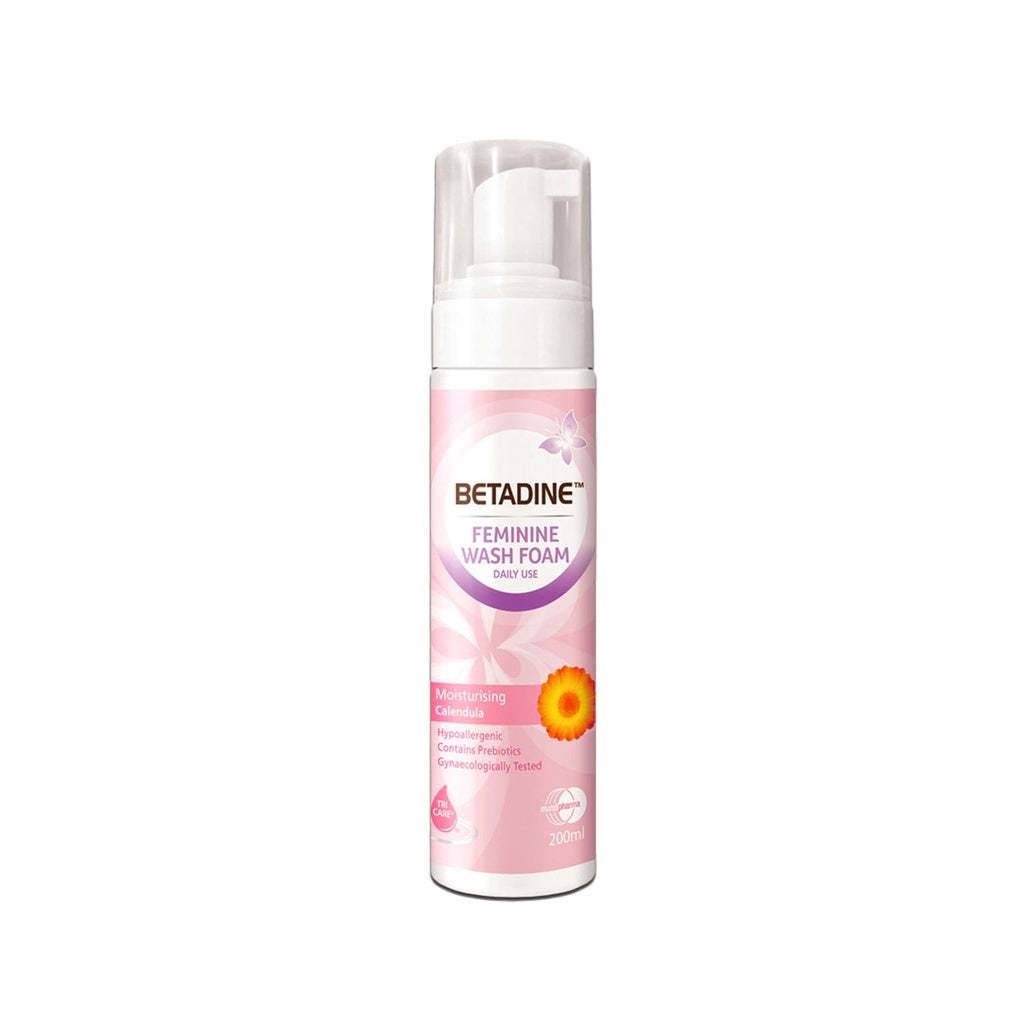 Betadine Feminine Wash Foam Moisturizing Calendula 200mL