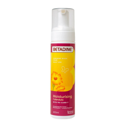 BETADINE Feminine Wash Foam Moisturizing Calendula 200mL